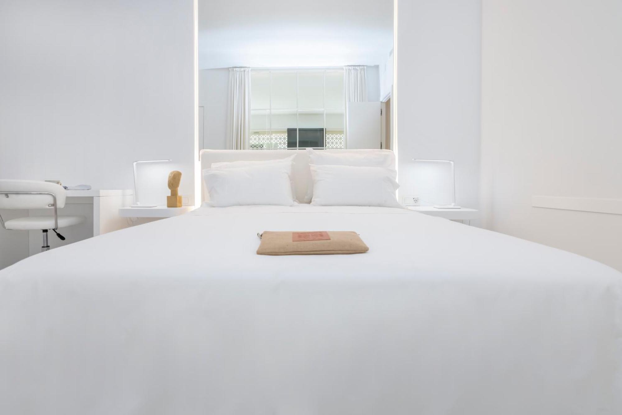 Bhost - Lumiere Suites Cordoba Luaran gambar
